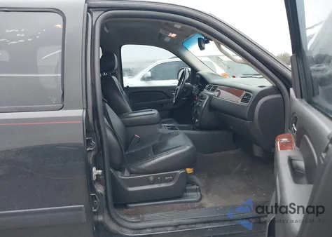 2010 GMC Yukon Xl 1500 Slt из США, поврежденный, VIN 1GKUCKE0XAR175080